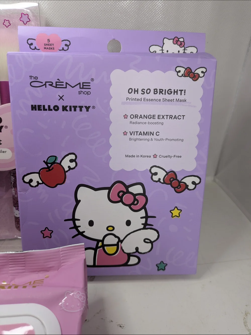 Hello Kitty x The Crème Shop Ultimate Beauty Bundle Brush Set Masks & Wipes